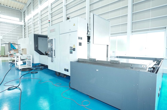 DMG MORI VS10000/50/2050 Photo 2