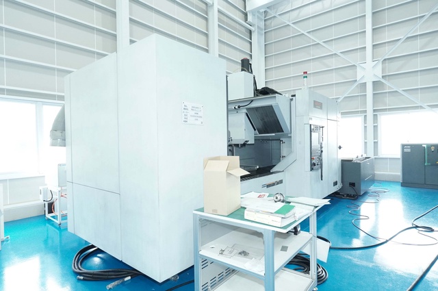 DMG MORI VS10000/50/2050 Photo 3
