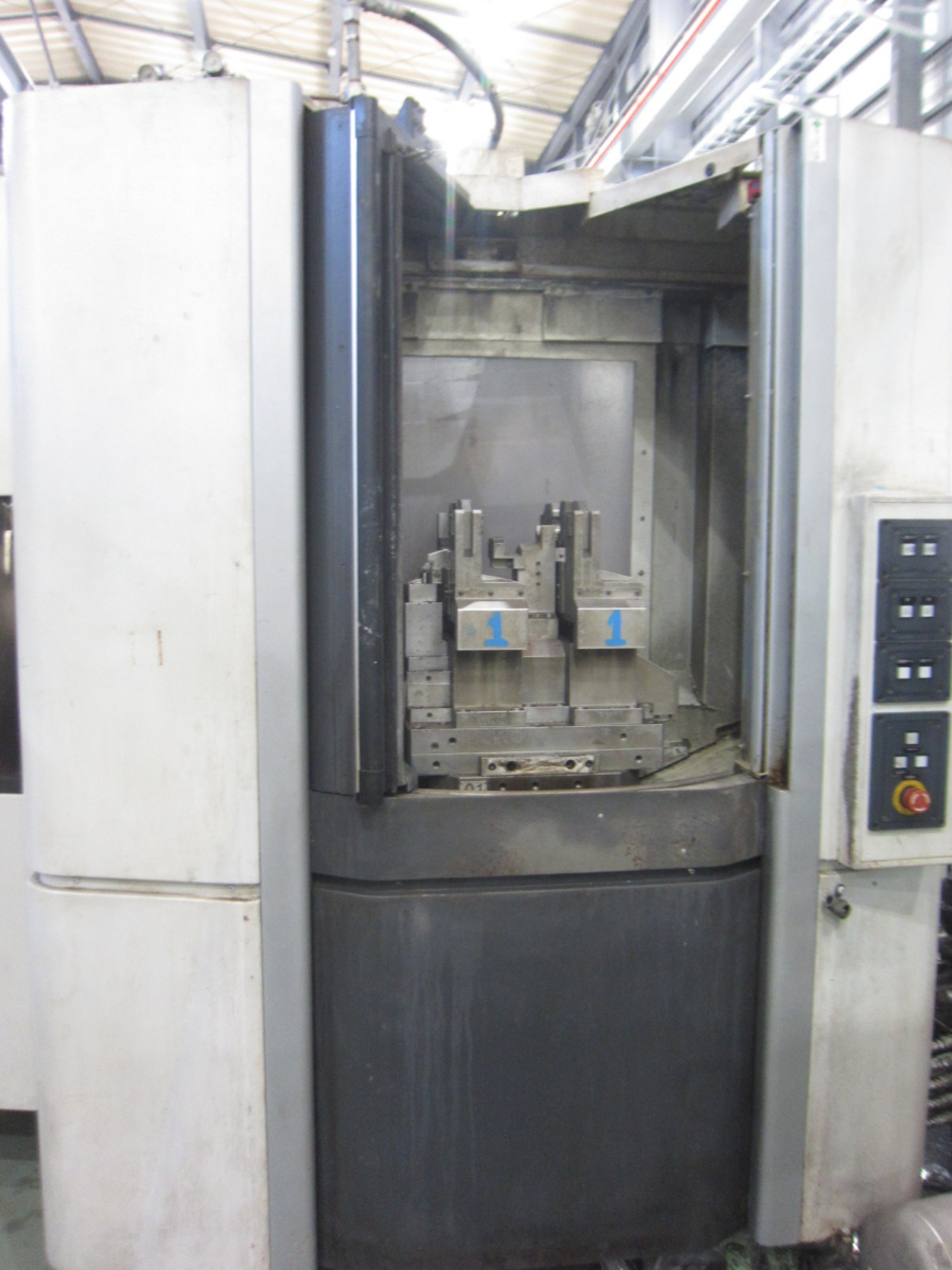 DMG MORI NHX4000 Photo 7