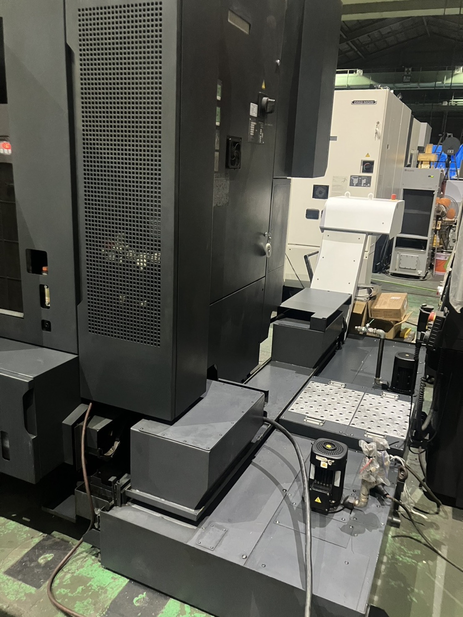 DMG MORI NVX5100/50 Photo 6