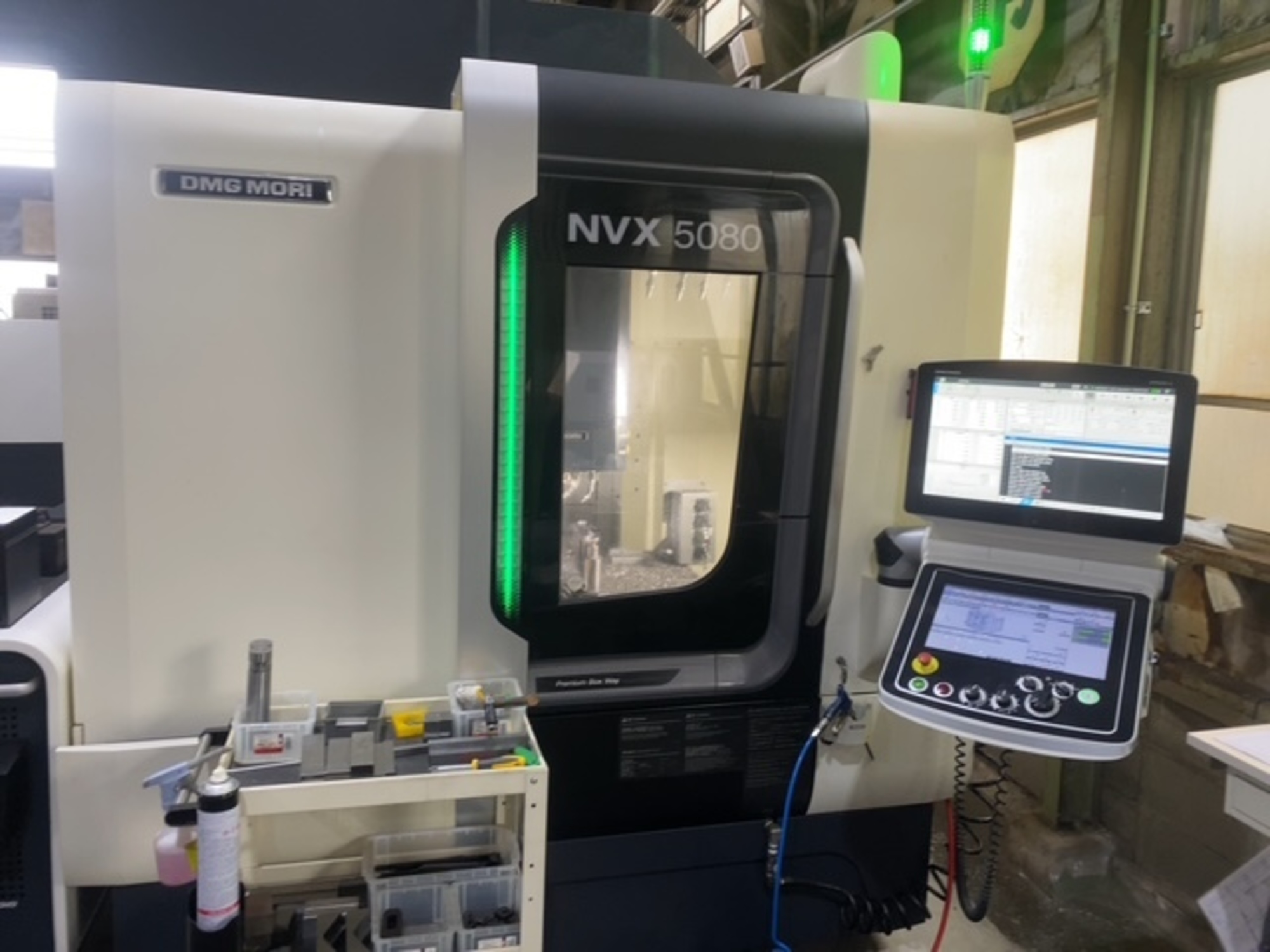 DMG MORI NVX5080Ⅱ/40 Photo 2