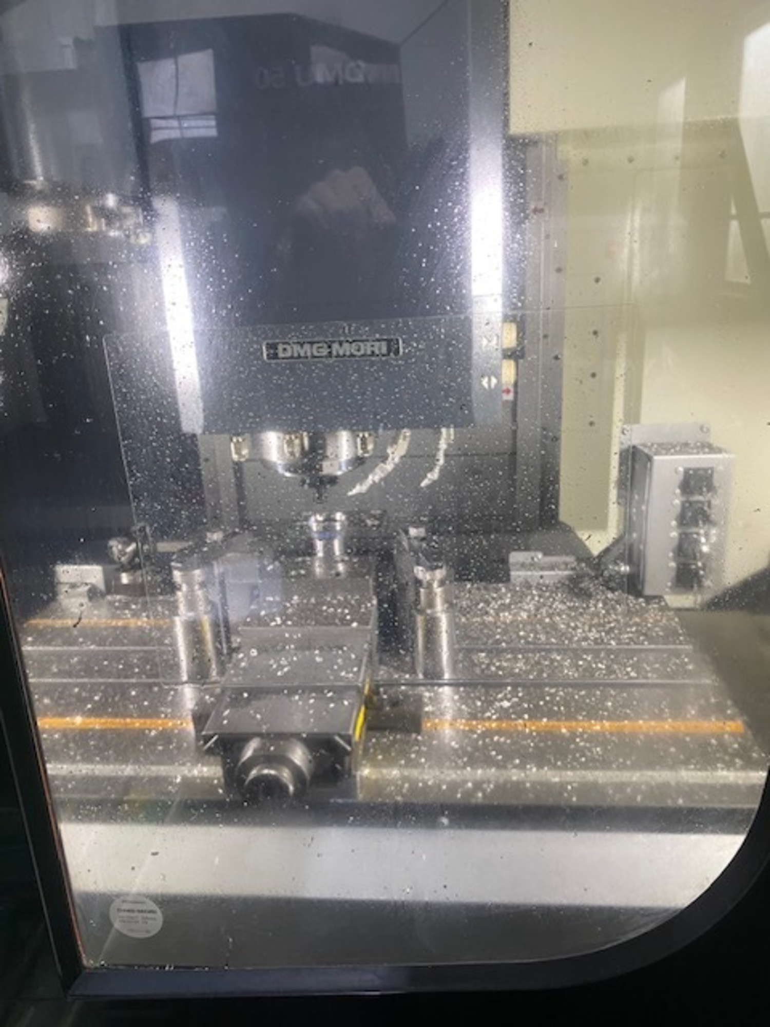 DMG MORI NVX5080Ⅱ/40 Photo 4