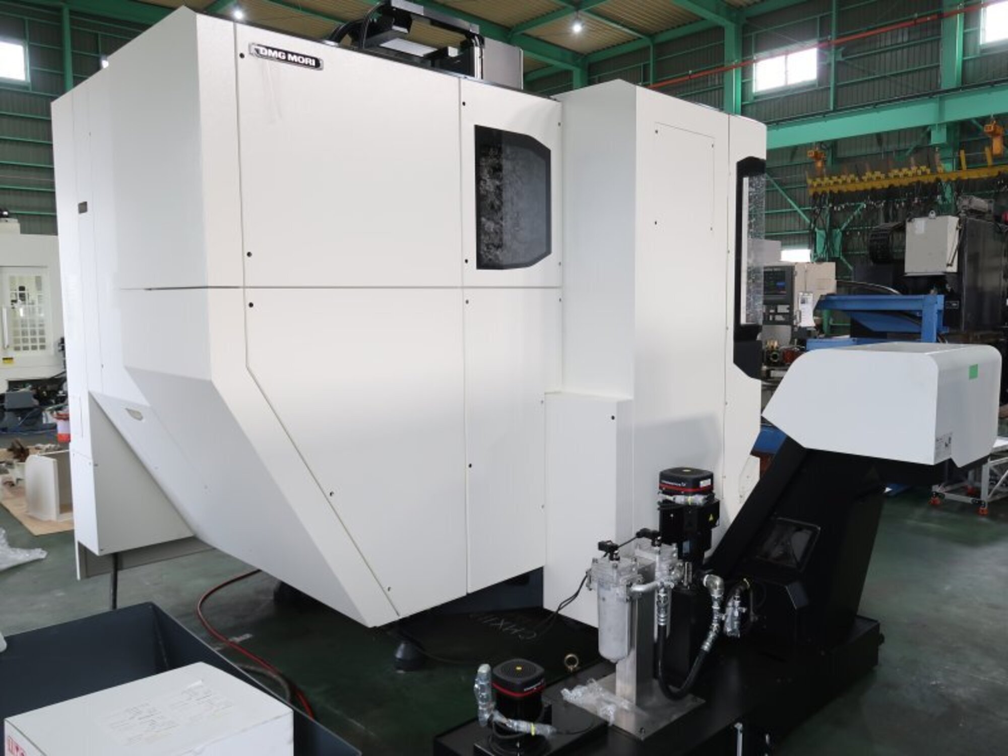 DMG MORI CMX1100V Photo 6