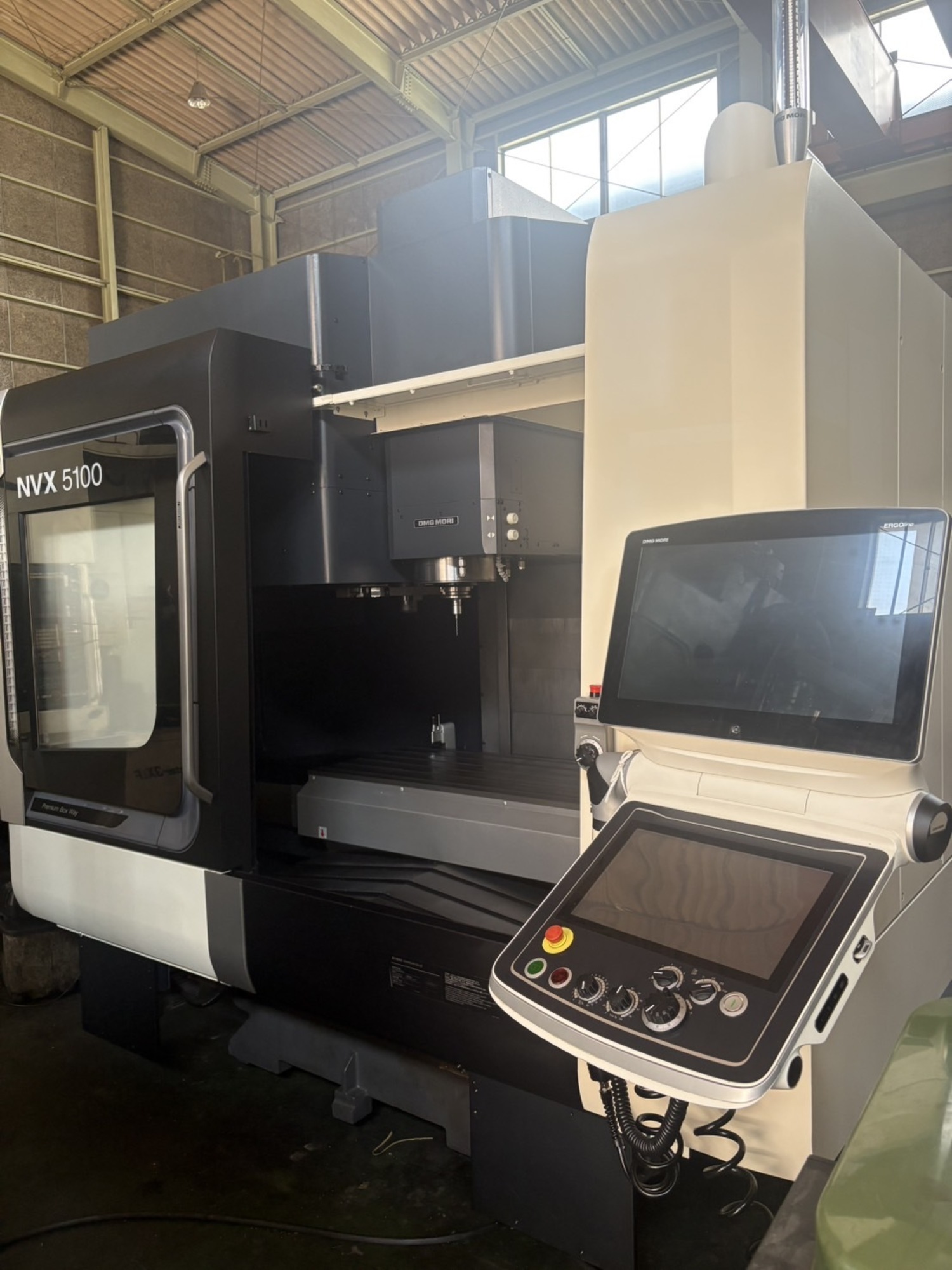 DMG MORI NVX5100/50 Photo 6