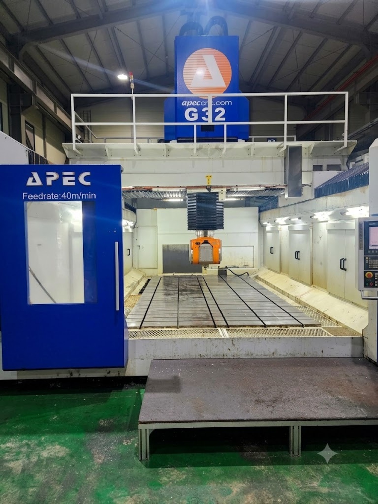 APEC G32 主视图